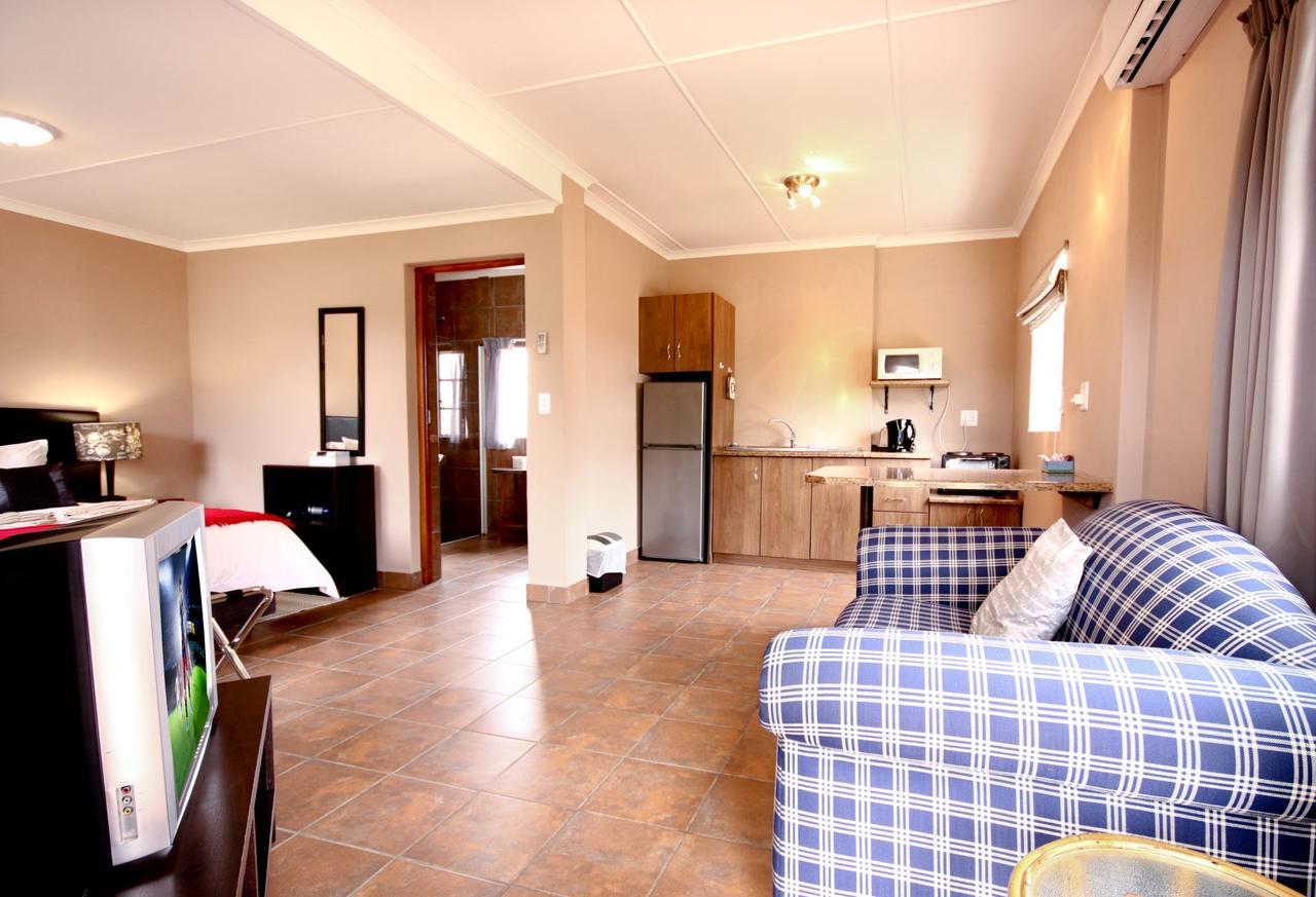 Kweekkraal Guest Farm Villa Riversdale Exterior photo